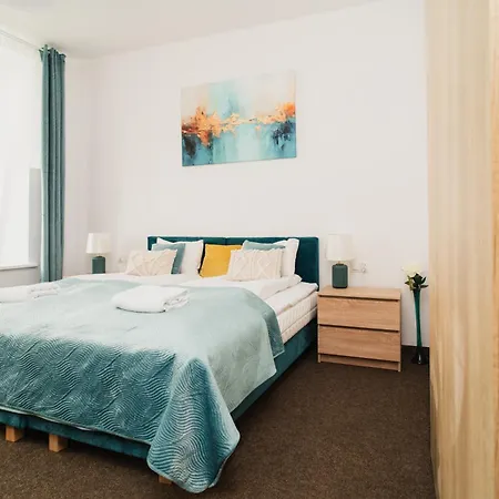 Totu Tkacka Old Town *