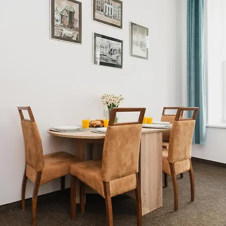 Totu Tkacka Old Town Апартаменты *