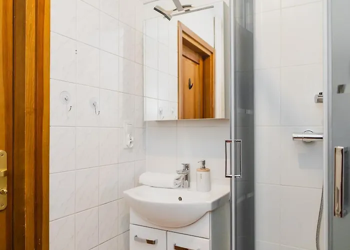 Totu Tkacka Old Town *